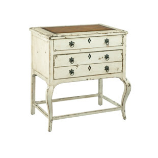 Reardon Traditional End Table by August Grove New Design