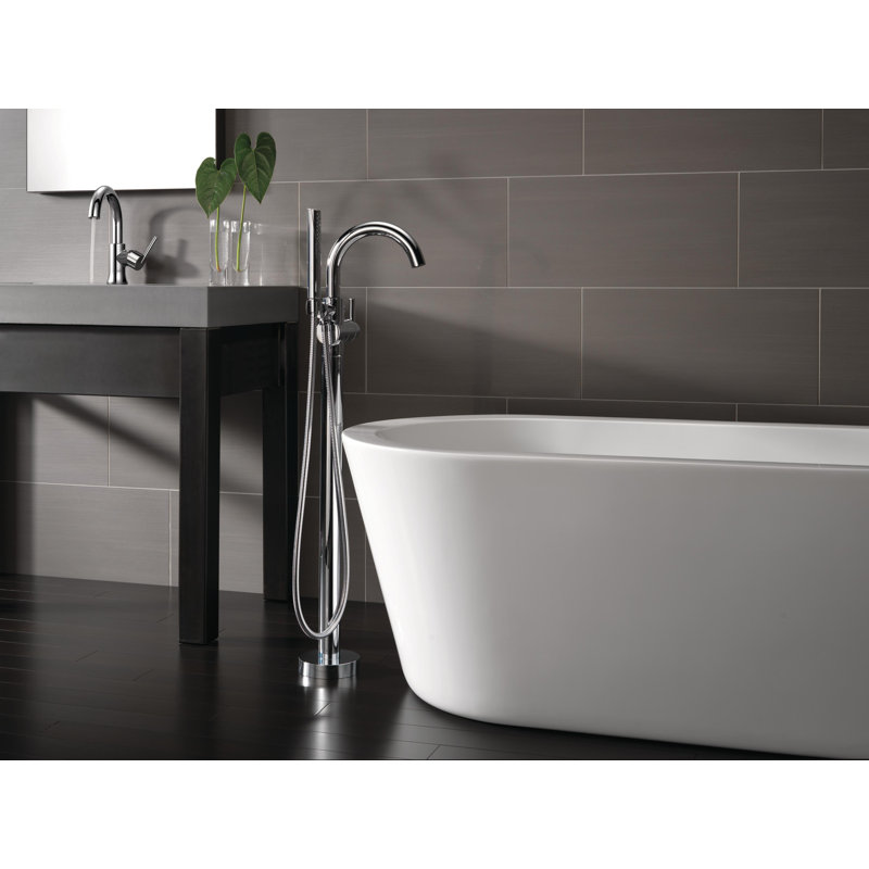 Trinsic Single Hole Bathroom Faucet With Drain Assembly And