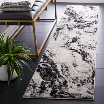 Dwana 277 Area Rug In Ivory / Black