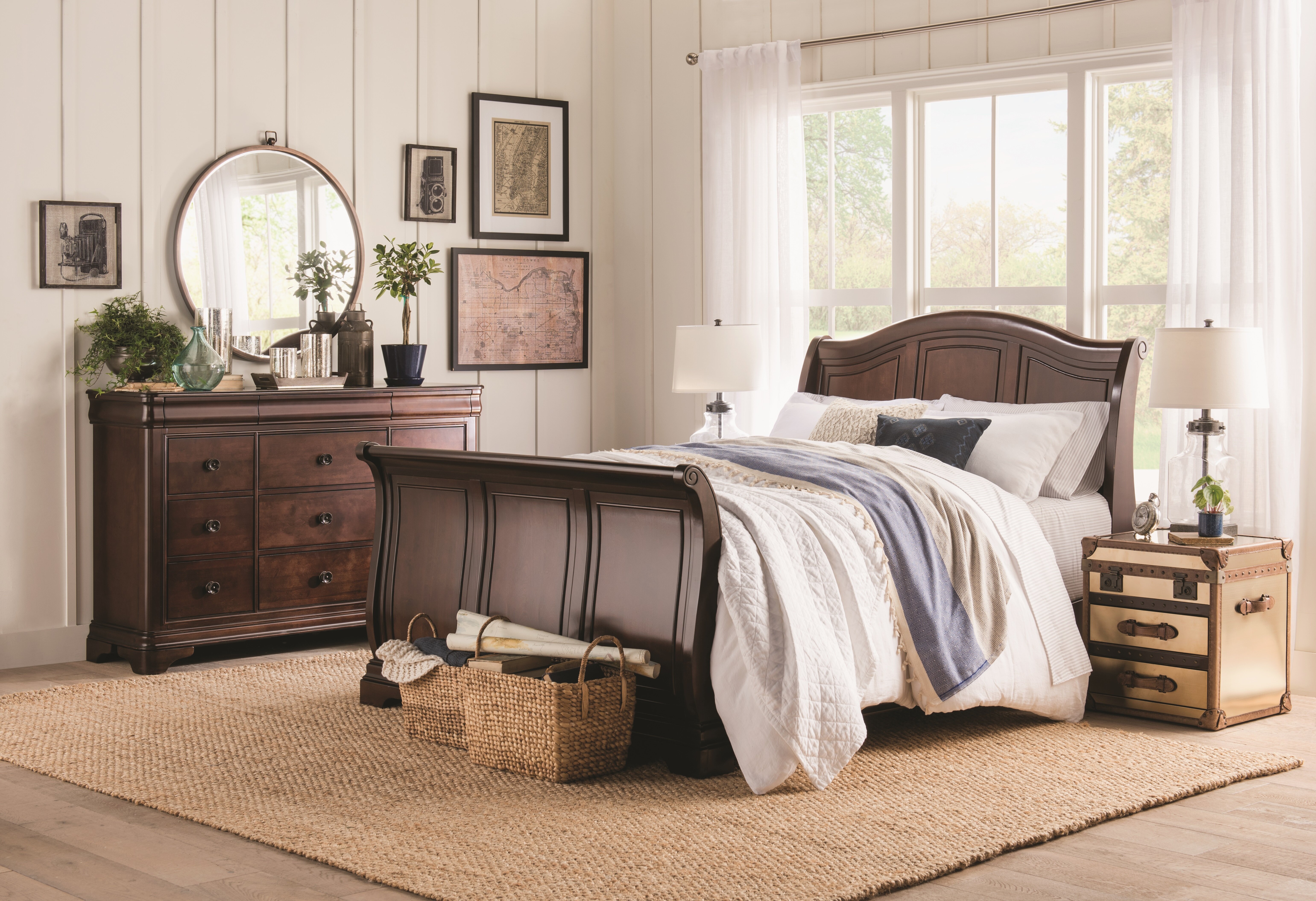 Birch Lane: Farmhouse & Traditional Furniture - Made To Last | Birch Lane