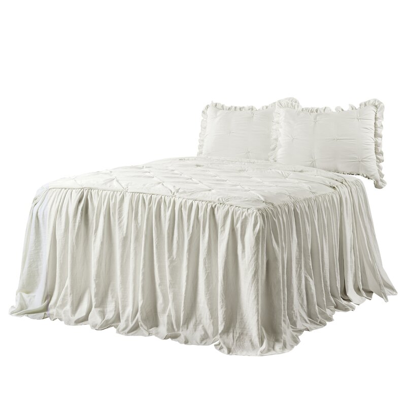 B decor crinkle style bed skirt dorm sized white