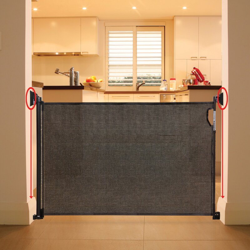 dreambaby retractable gate black