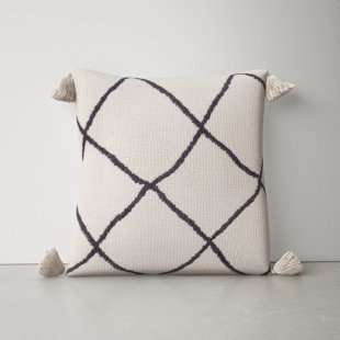 Ladybird Cushion Cover 16x16 inch 40cm Cute Smiling Beetle Artistic Modern White 