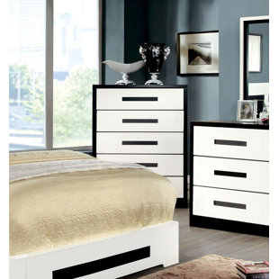Verzaci 5 Drawer Double Chest by Hokku Designs
