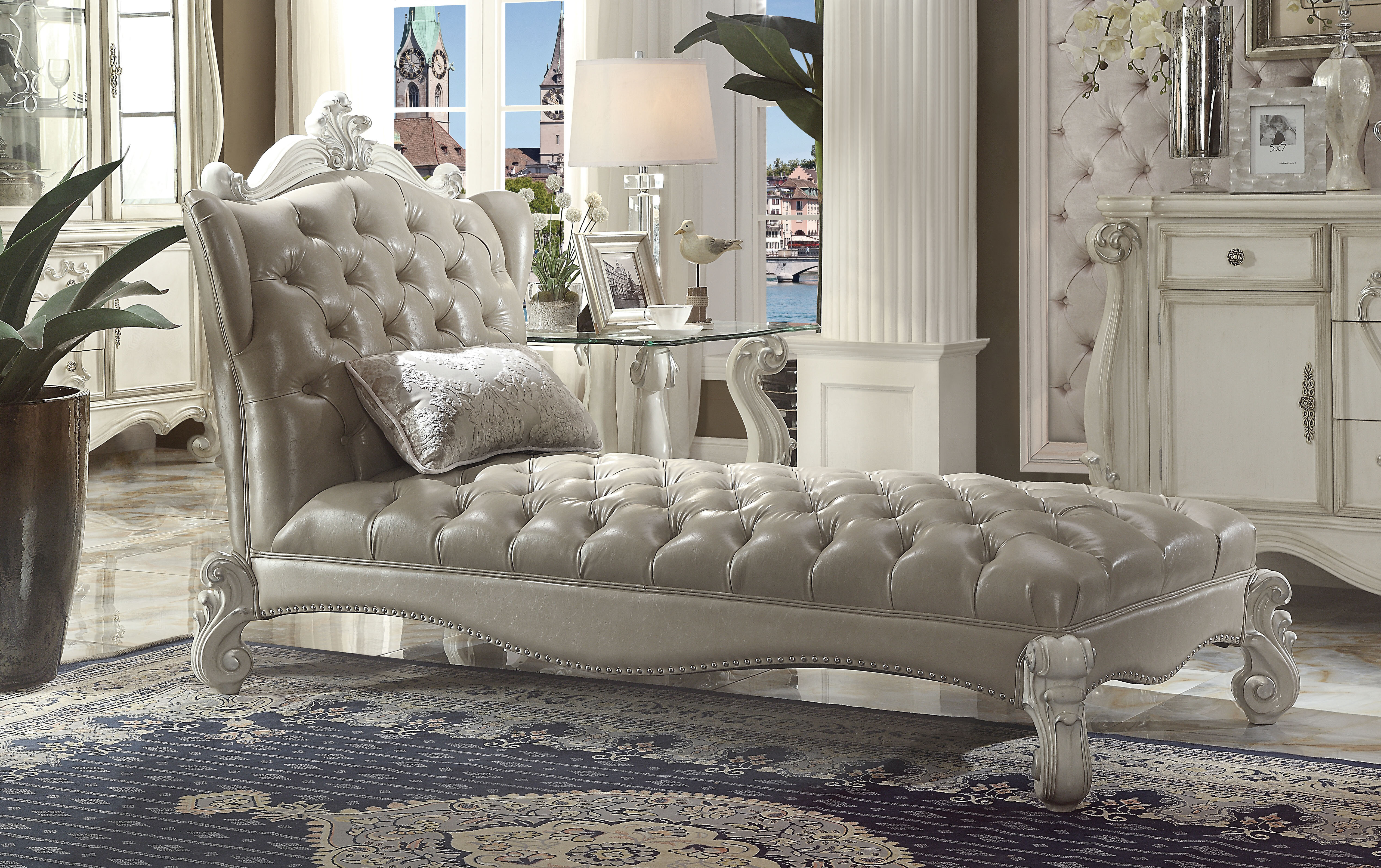 welton chaise lounge