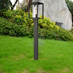 Modern IP65 Rated Tall Outdoor Garden Driveway Black Die Cast Aluminium Post Bollard Light 