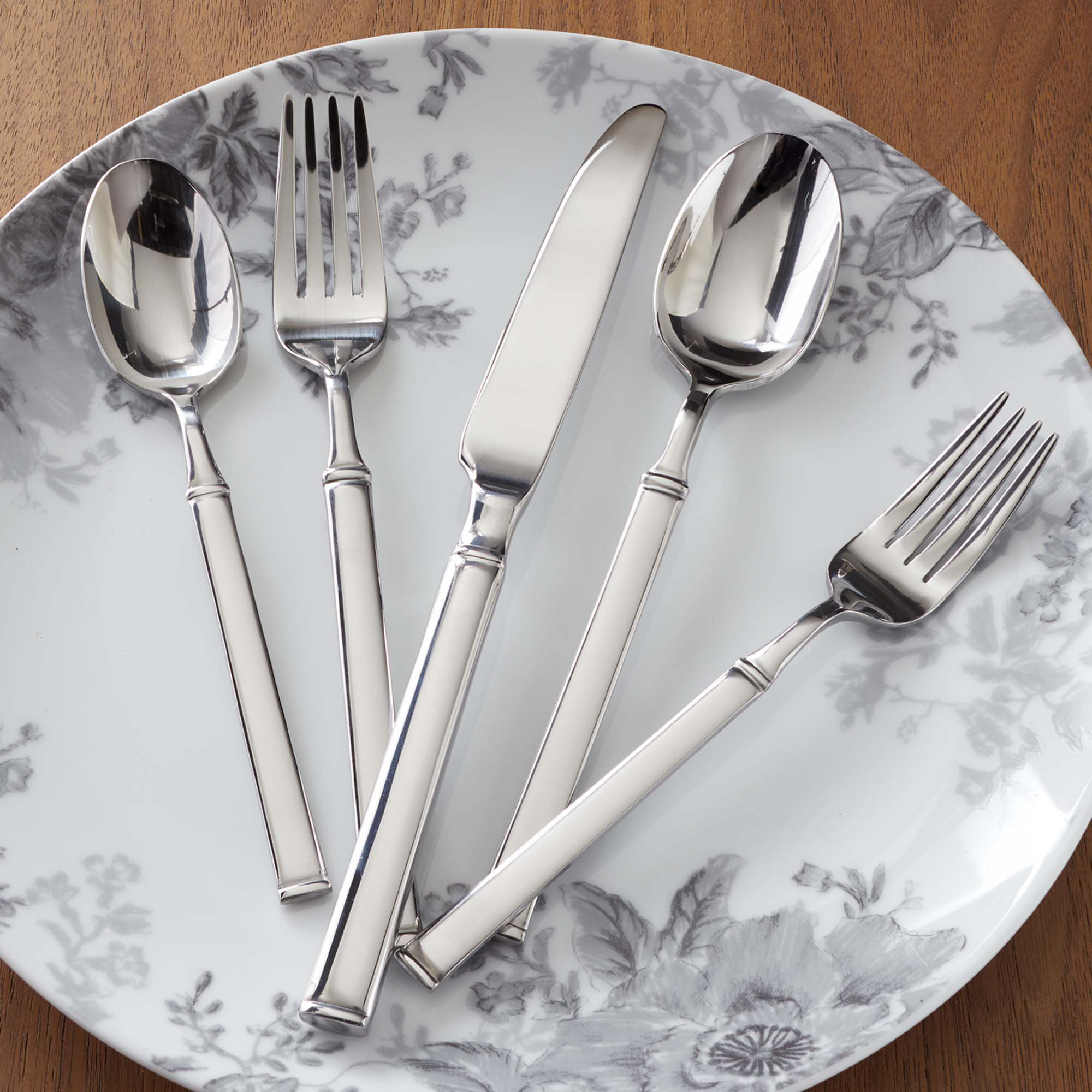 Emerfield 20 Piece 18 10 Stainless Steel Flatware Set Service For 4 Reviews Birch Lane