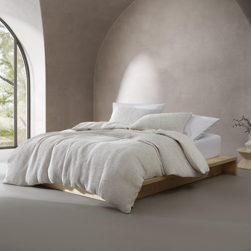 Calvin Klein Speckled Waffle Cotton Ivory Duvet Cover Set Size: King Duvet Cover + 2 King Shams