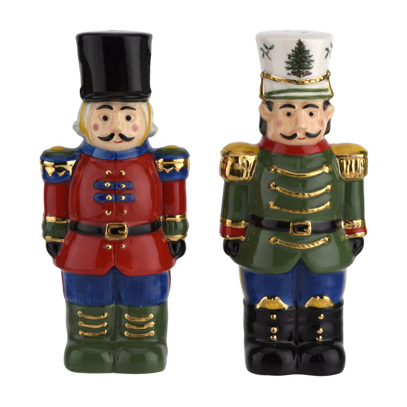 christmas salt and pepper shakers