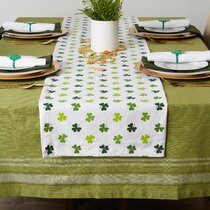St Patricks Day White w/Green & Gold Shamrock 60x102 Oblong Tablecloth NWT 