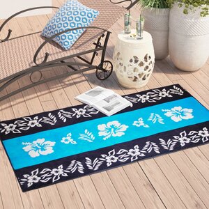 Oversize Jacquard Floral Beach Towel