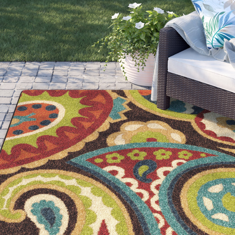 Sol 72 Outdoor Margarita Paisley Green Indoor Outdoor Area Rug