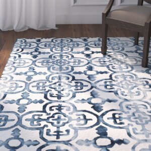 Kinzer Hand-Tufted Ivory/Navy Area Rug