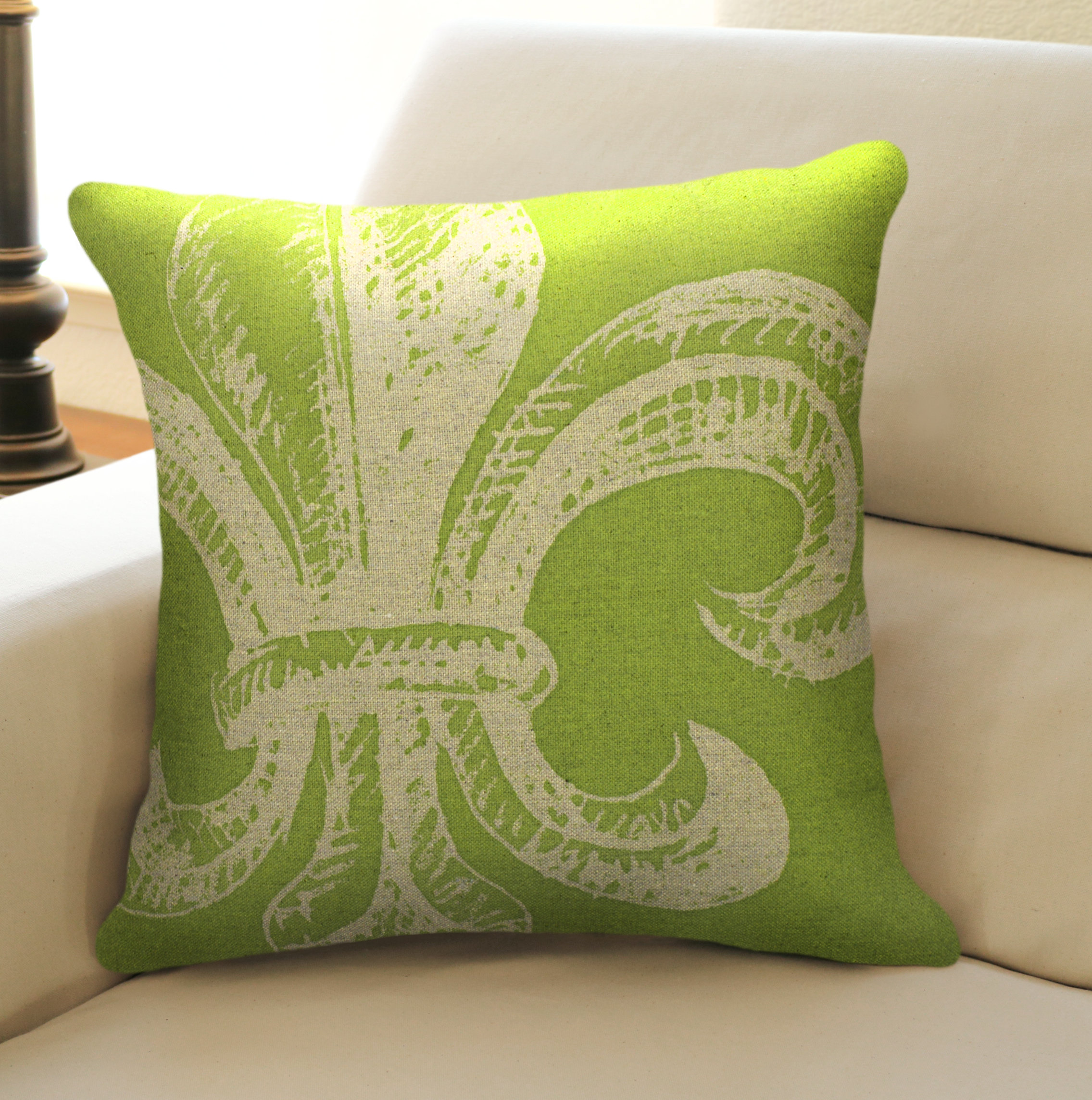 Bay Isle Home Landyn Fleur De Lis Linen Throw Pillow Reviews