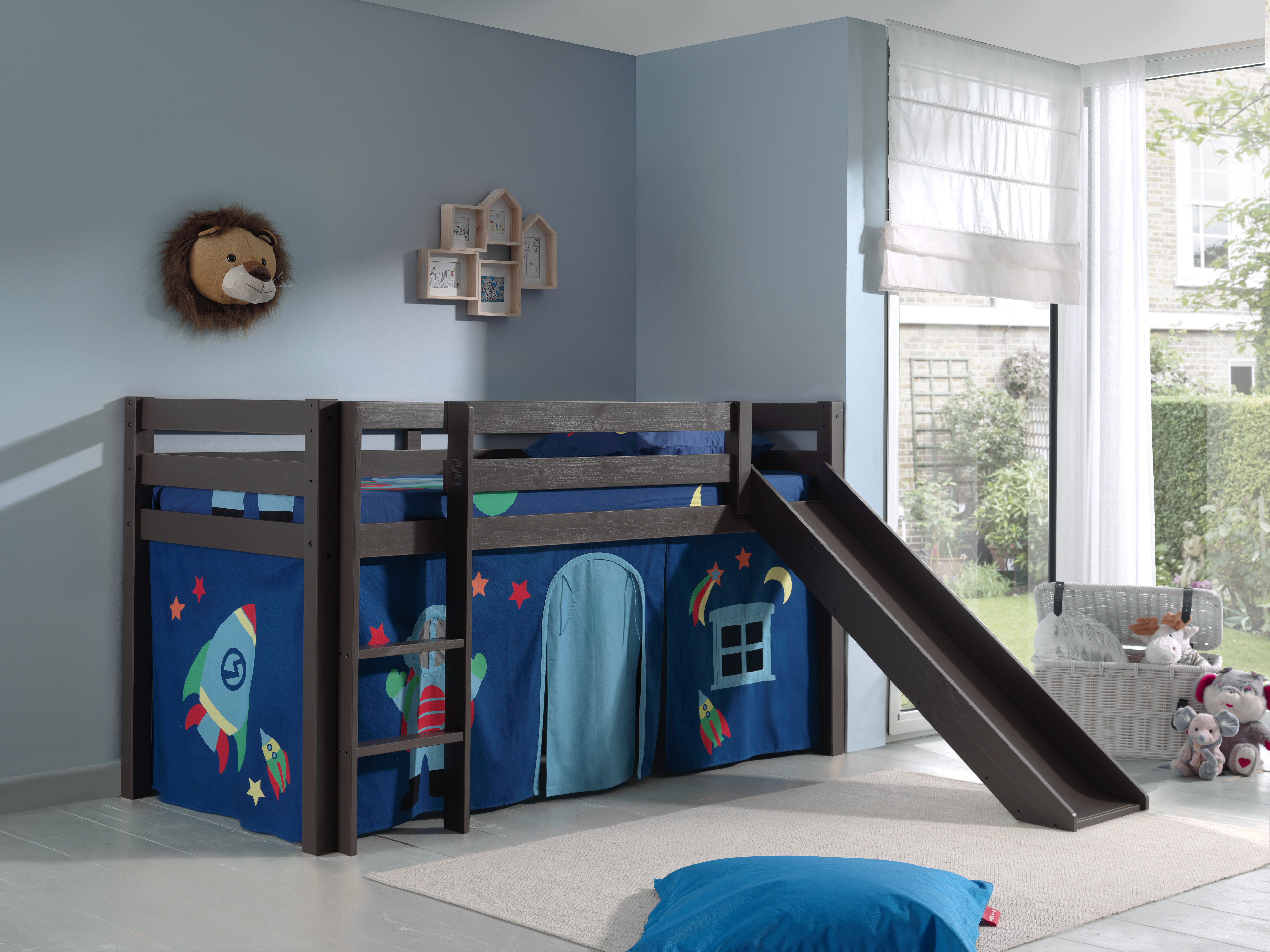 Zoomie Kids Escalera European Single Mid Sleeper Bed With Curtain