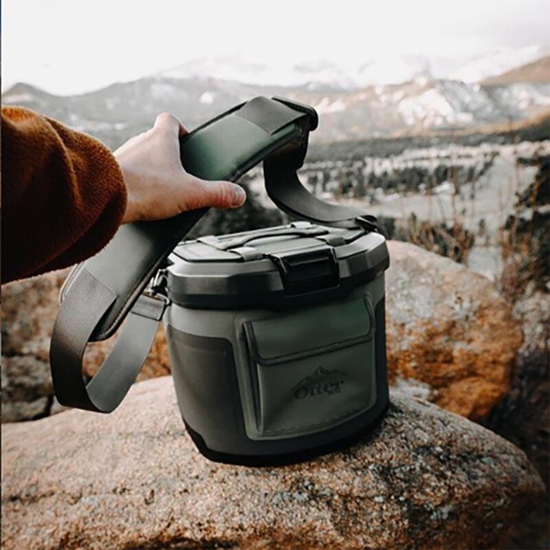 portable insulated cooler