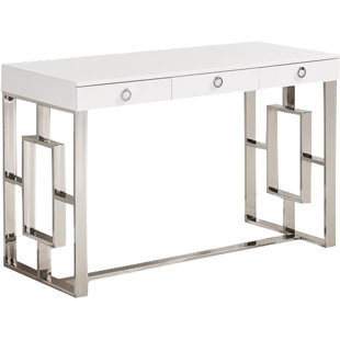 Review Shawndell Writing Desk by Everly Quinn
