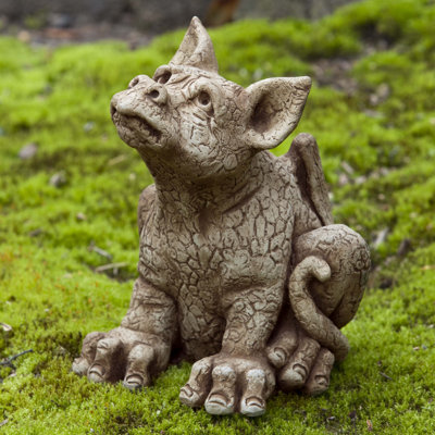 (Incomplete) Paws Statue