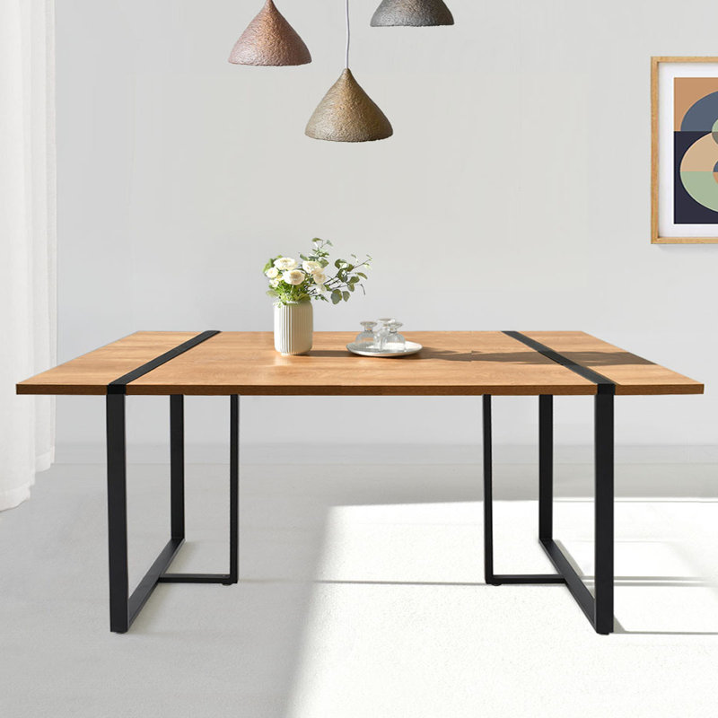 Bernabeu Dining Table Size: 59" L x 31.5" W