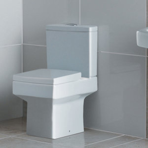 Kartell Halbrundes Stand-WC Embrace