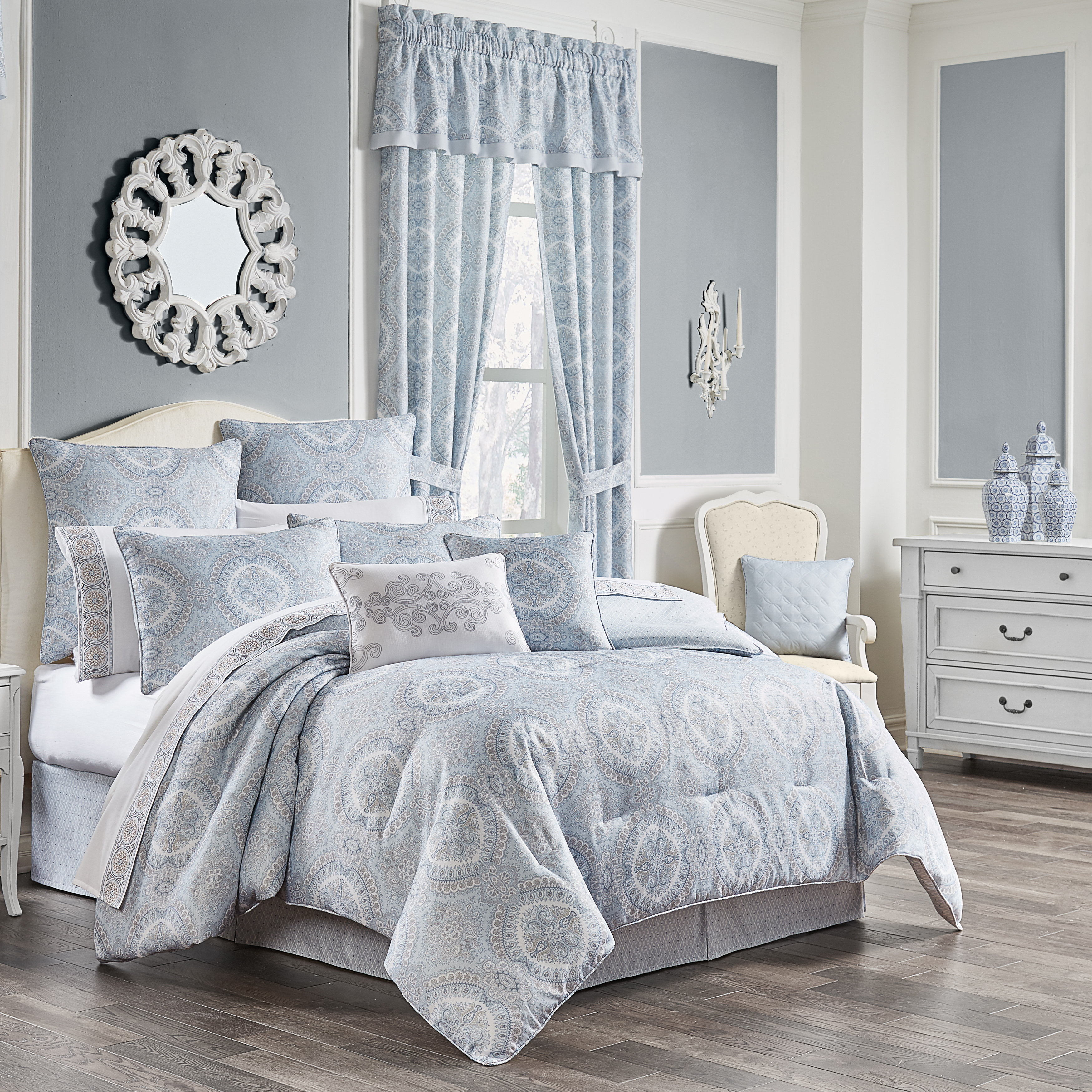 DIAMANTE SEQUIN BANDS PINTUCK WHITE COTTON BLEND DOUBLE 4 PIECE BEDDING SET