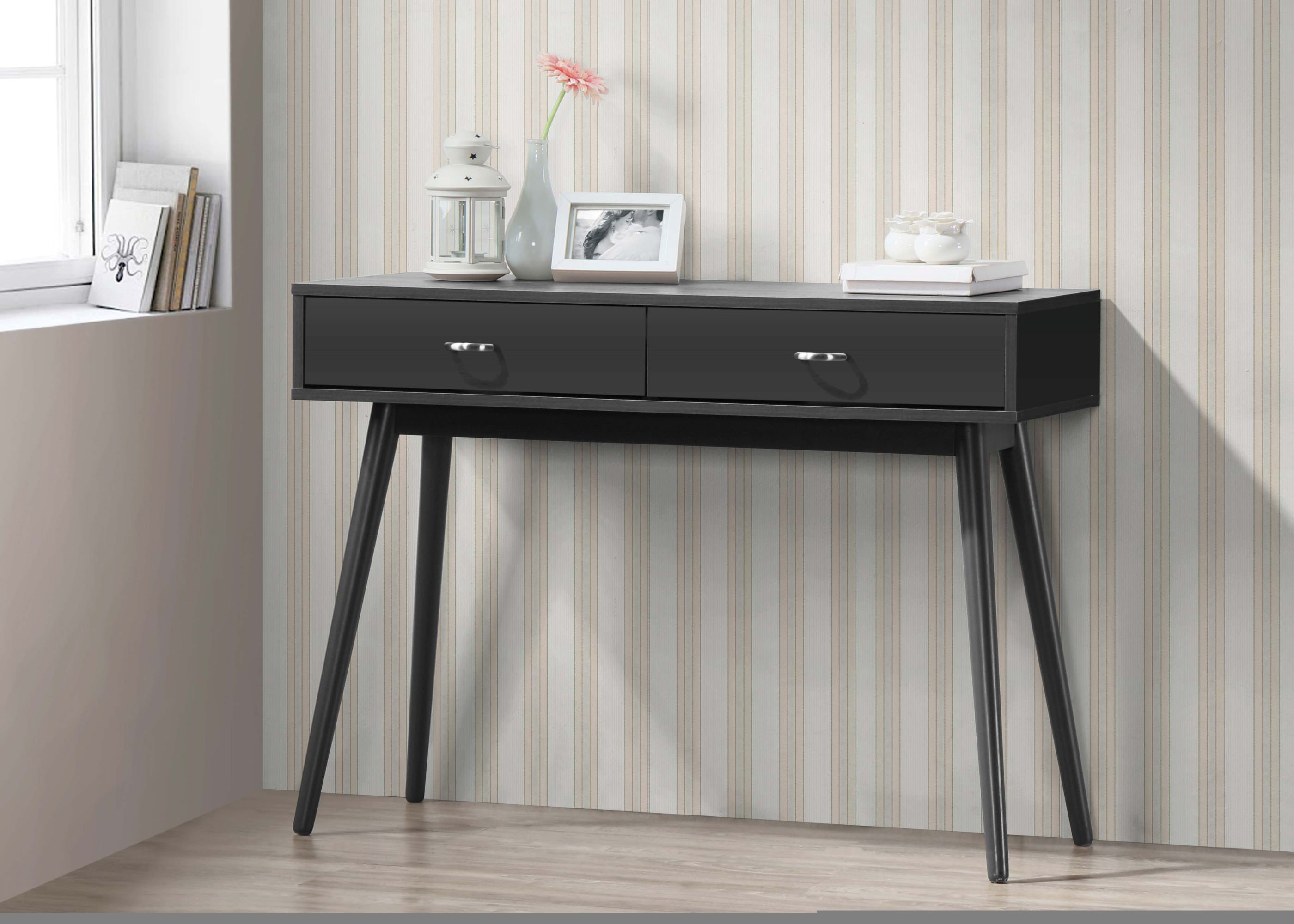 Desk Reviews Joss Main