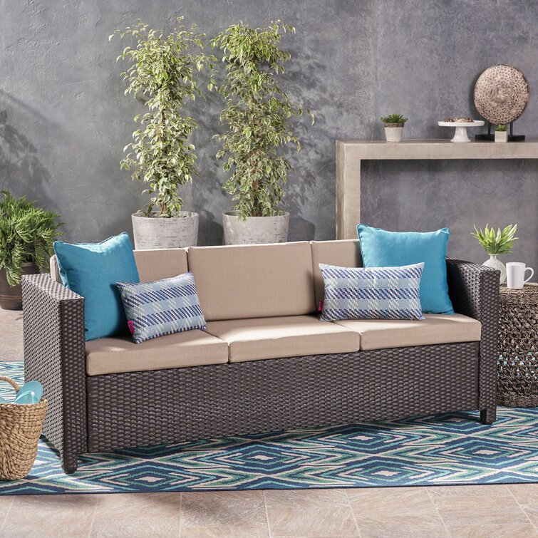 3 seater wicker lounge