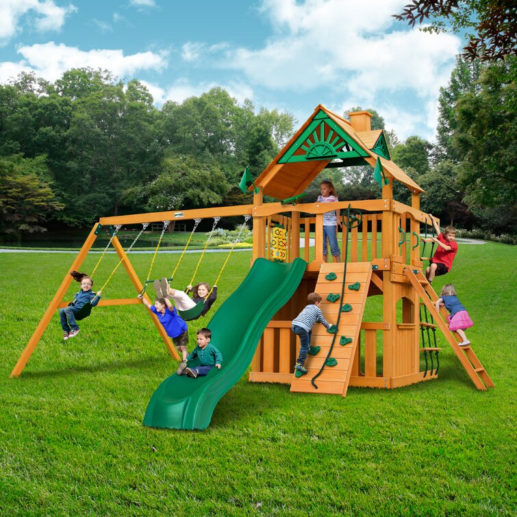 gorilla playsets mountaineer clubhouse swing set