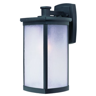 Best Ina 1-Light Outdoor Wall Lantern (Set of 4) By Latitude Run Outdoor Lighting Ina 1-Light Outdoor Wall Lantern (Set of 4) By Latitude Run Outdoor Lighting