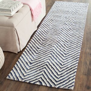 Arceo Hand-Tufted Ivory/Navy Area Rug