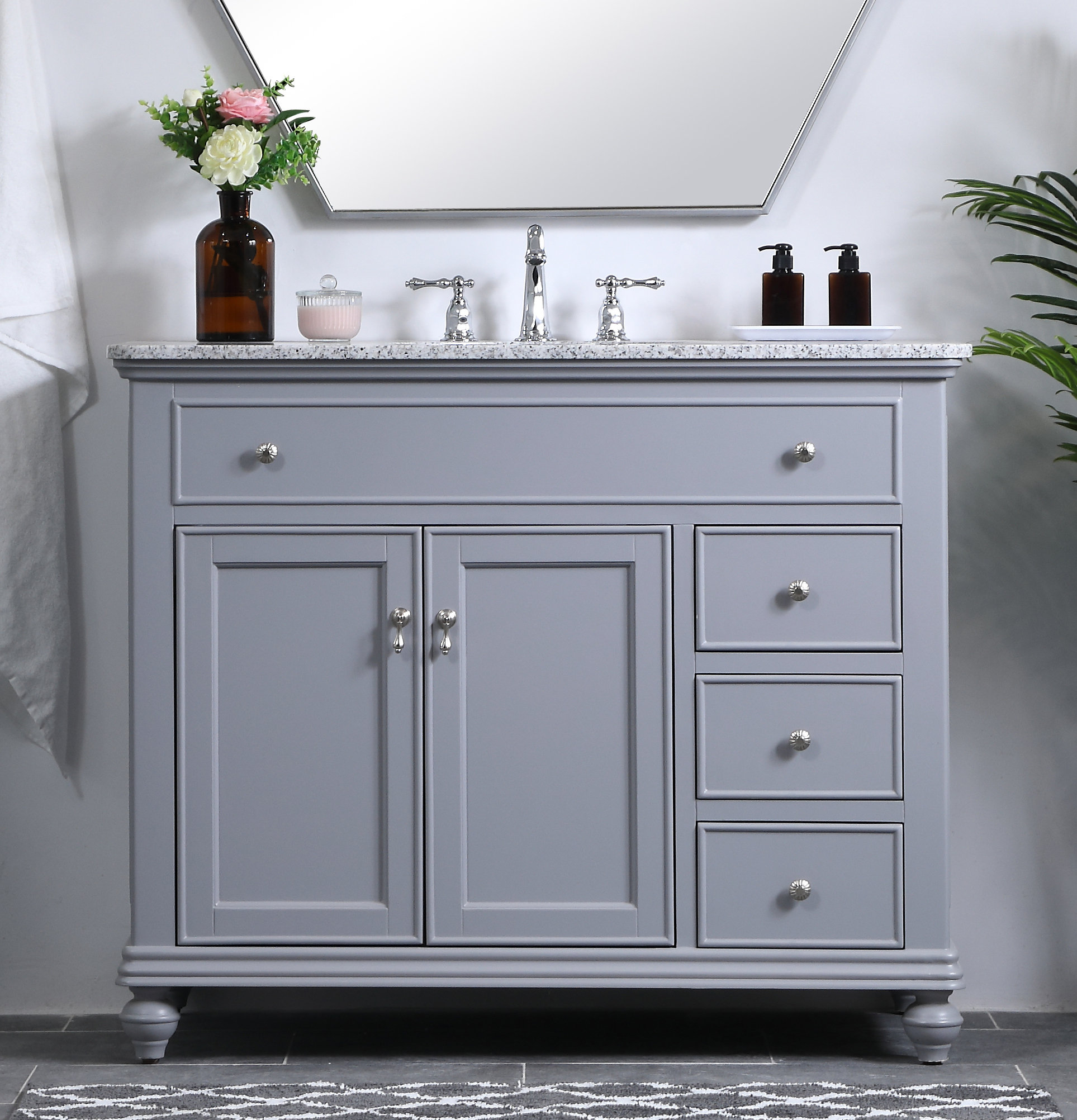 Daenerys 5" Single Bathroom Vanity Set Daenerys 5" Single Bathroom Vanity Set