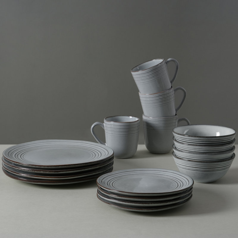 Famiware Stoneware Dinnerware Set - Service for 4