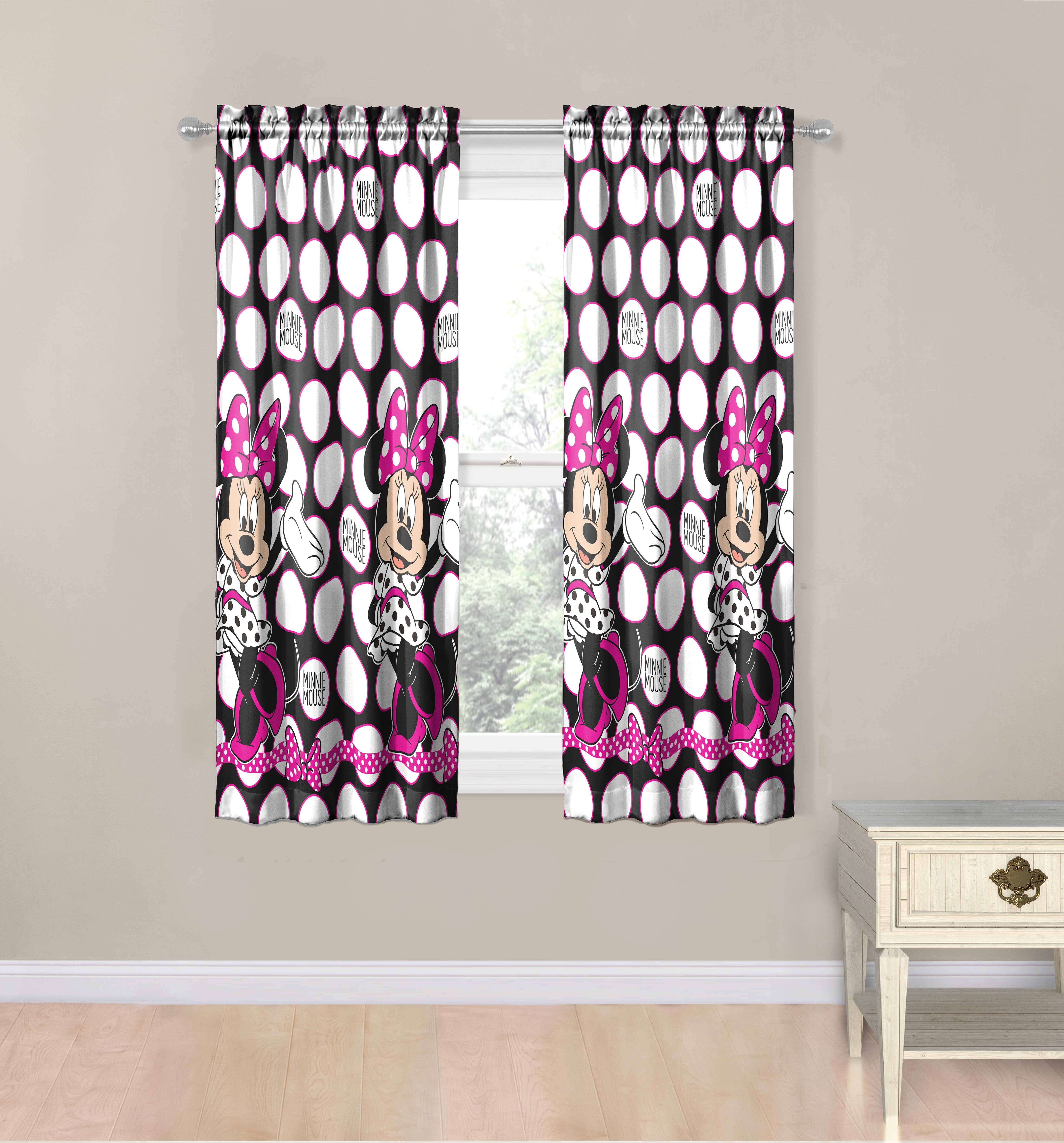 Shopkins Disney Minnie Mouse Dots Are New Black Room Darkening Rod