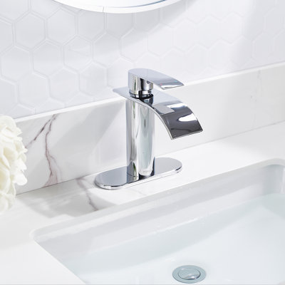 Single Hole Bathroom Faucet with Drain Assembly