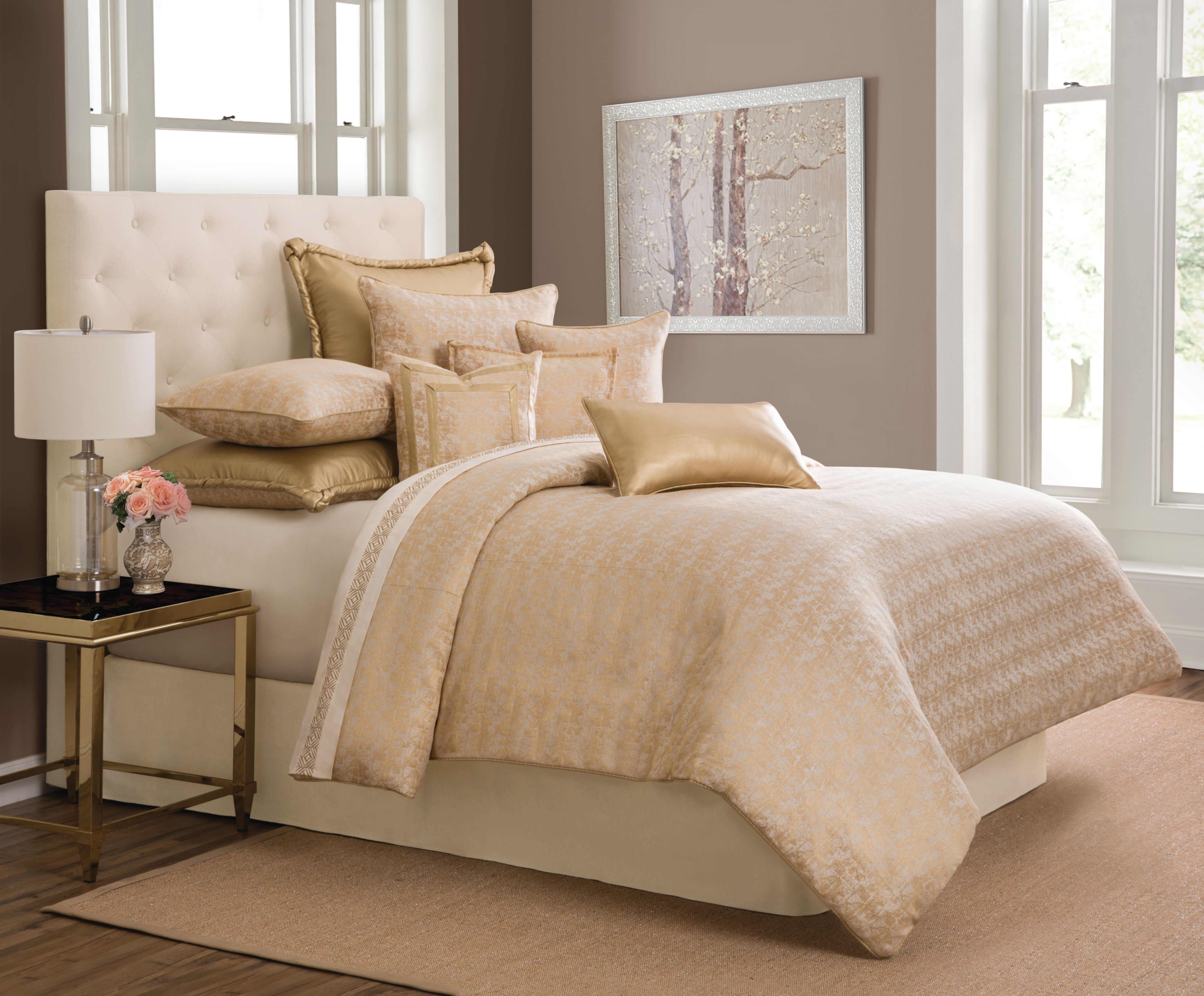 Michael Amini Aurora - Comforter Set 