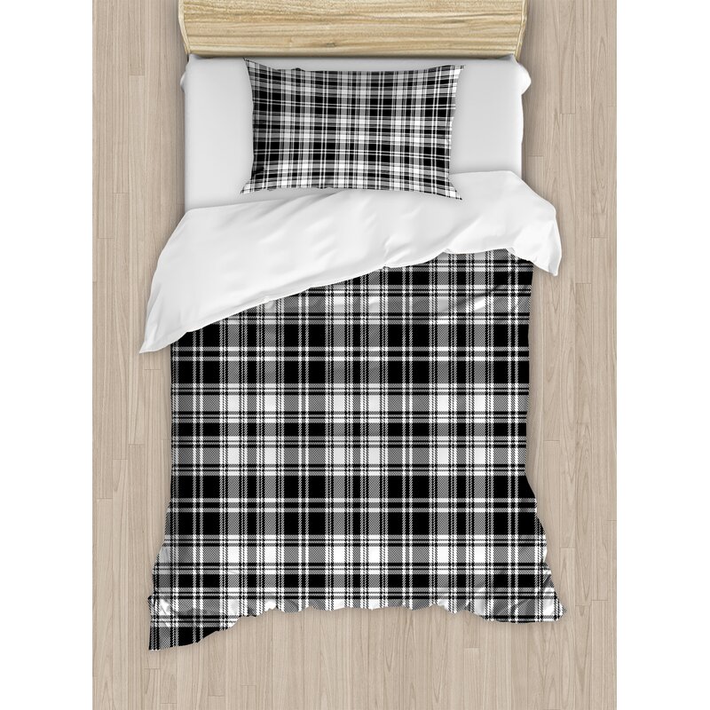East Urban Home Abstract British Tartan Pattern With Vertical And