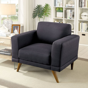 Johnathan Club Chair by Ivy Bronx