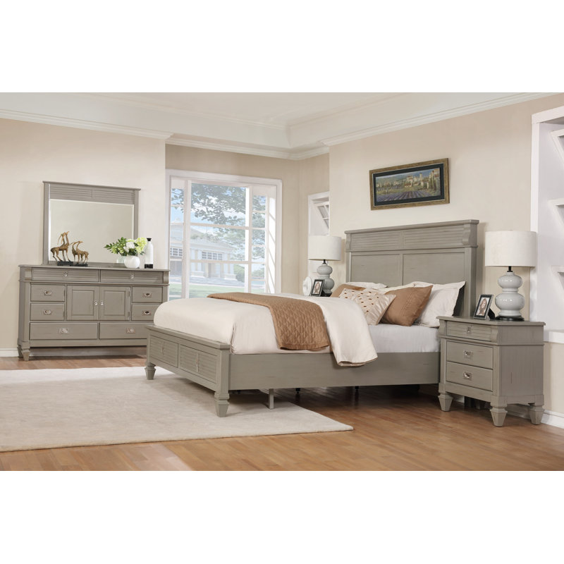 Beachcrest Home Vasilikos Solid Wood Construction Platform 5 Piece Vasilikos Solid Wood Construction Platform 5 Piece Bedroom Set