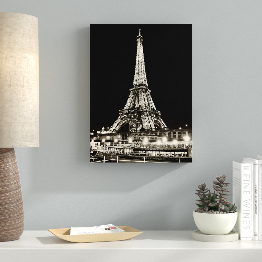 eiffel tower clay model