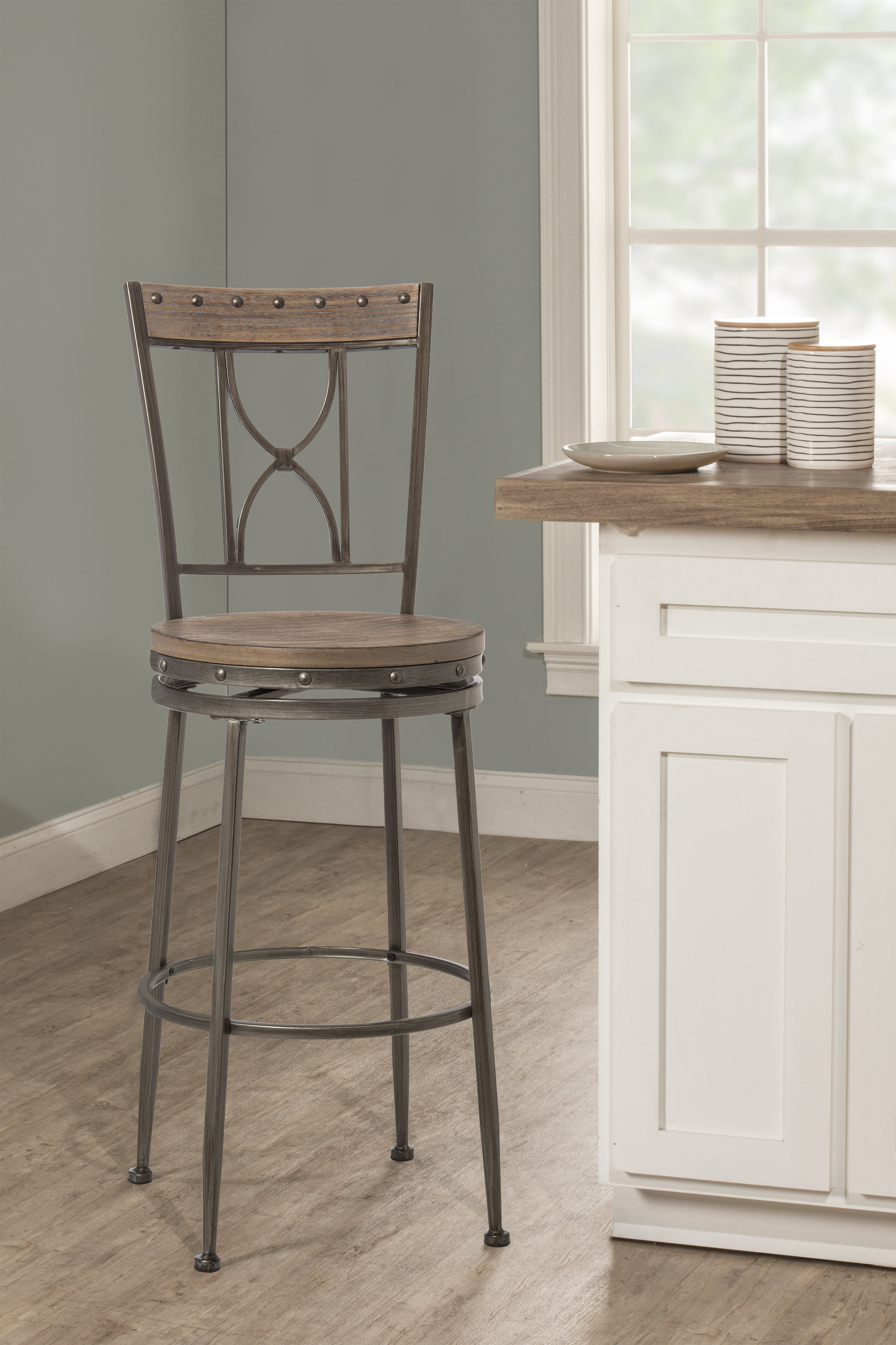 Fleur De Lis Living Barlow Swivel Bar & Counter Stool & Reviews Wayfair