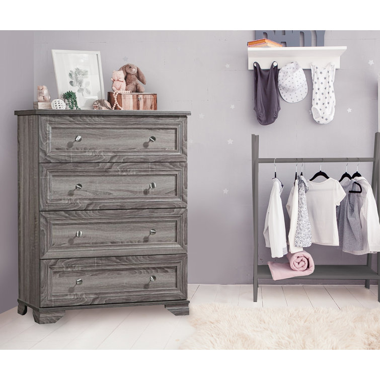 Essex 4 drawer dresser Clearance