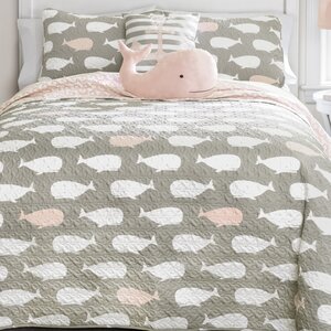 Finley Reversible Quilt Set