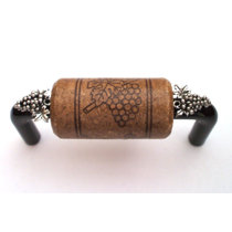Grape Themed Kitchen Decor / Buy Italian Kitchen Decor Ceramics Bordeaux Grape Wall Decor Wine Themed Kitchen Decor Wine Decor Pediments Tuscan Wall Decor Tuscany Grape Kitchen Decor Porcelain Fruits Decor Bordeaux Online In Poland B092sjdq46 / 1.5 its simple and expresses all the fruit, wine and cheese our family always partake in & of.