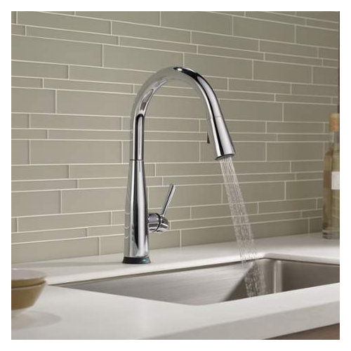 delta essa single handle pull down standard kitchen faucet with delta essa single handle pull down standard kitchen faucet with