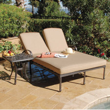 Spacial Price Maravilla Double Chaise Lounge with Cushions Spacial Price Maravilla Double Chaise Lounge with Cushions