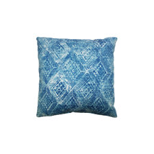 Bargain Darrow Outdoor Throw Pillow Bargain Darrow Outdoor Throw Pillow