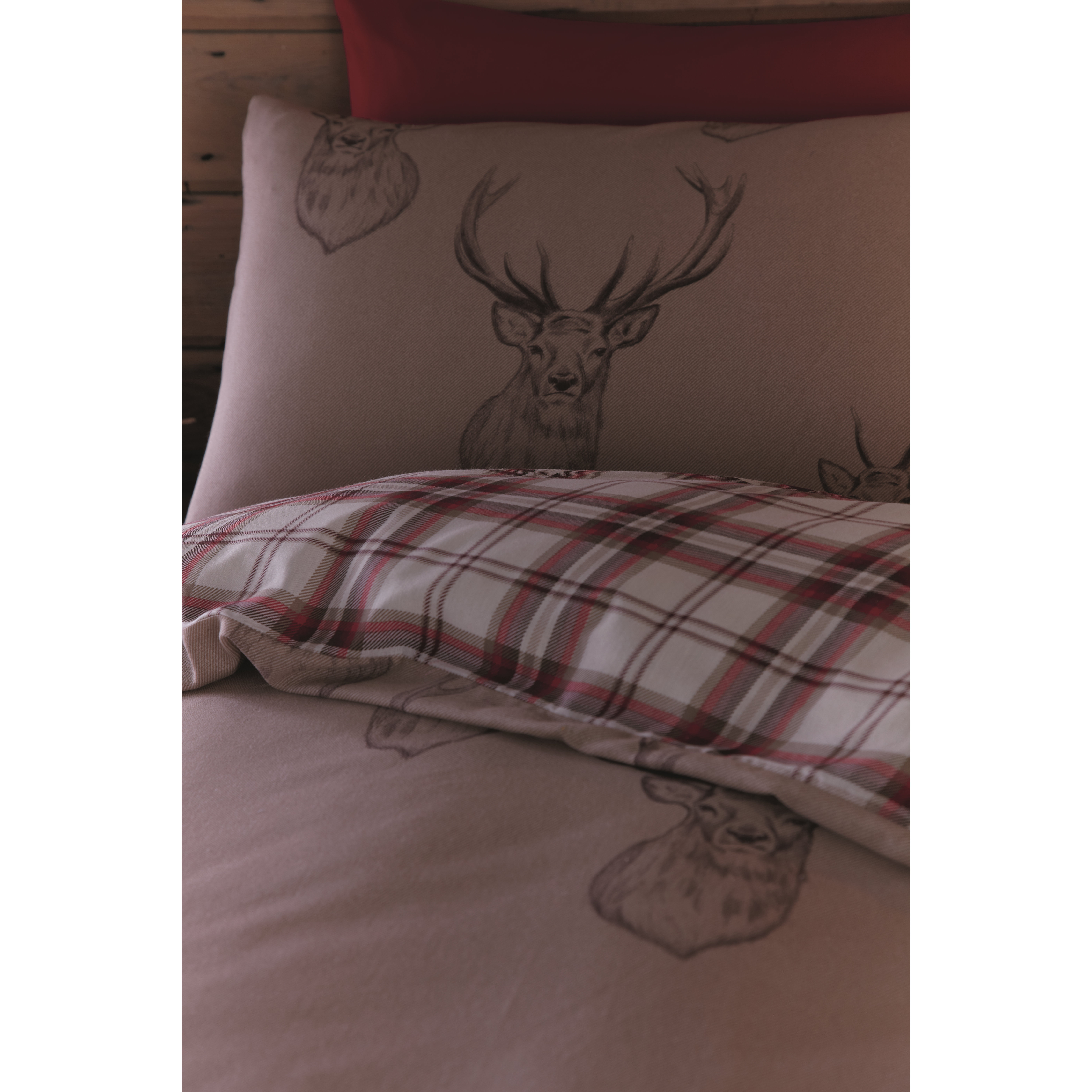 Catherine Lansfield Stag Duvet Cover Rectangular Pillowcase Catherine Lansfield Stag Duvet Cover Rectangular Pillowcase