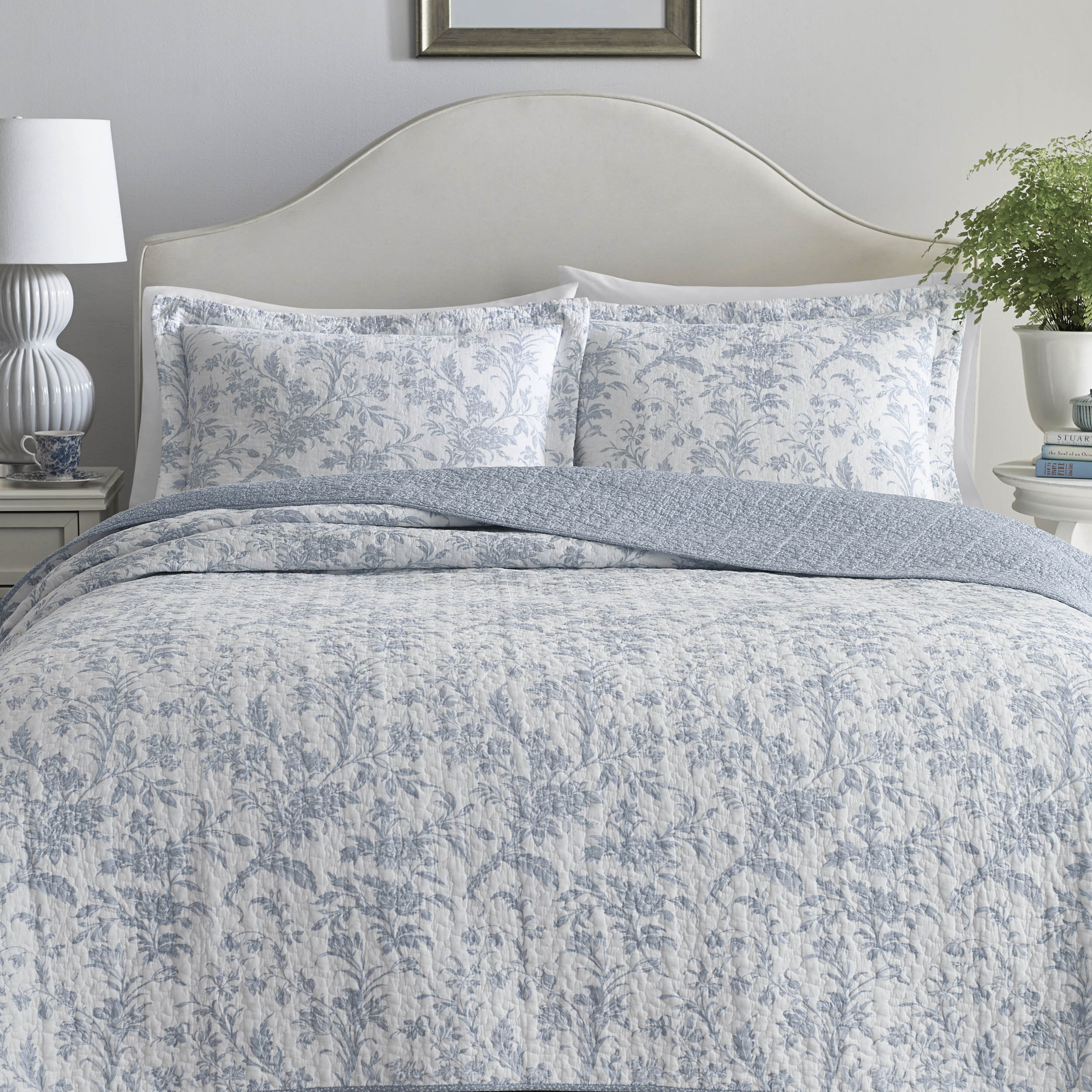 Laura Ashley Home Wayfair Amberley Reversible Quilt Set