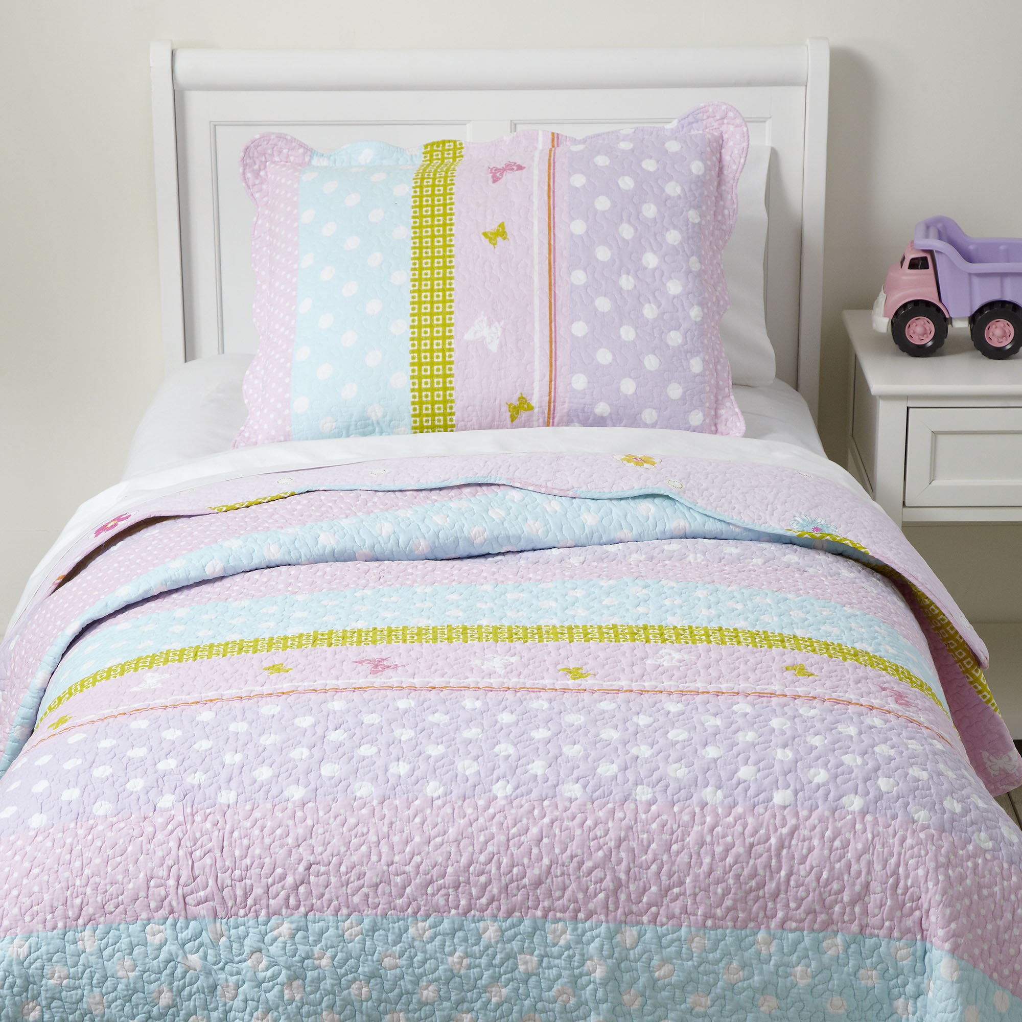 Polka Dot Bedding Sets You Ll Love Wayfair Pretty Polka Quilted Bedding Set
