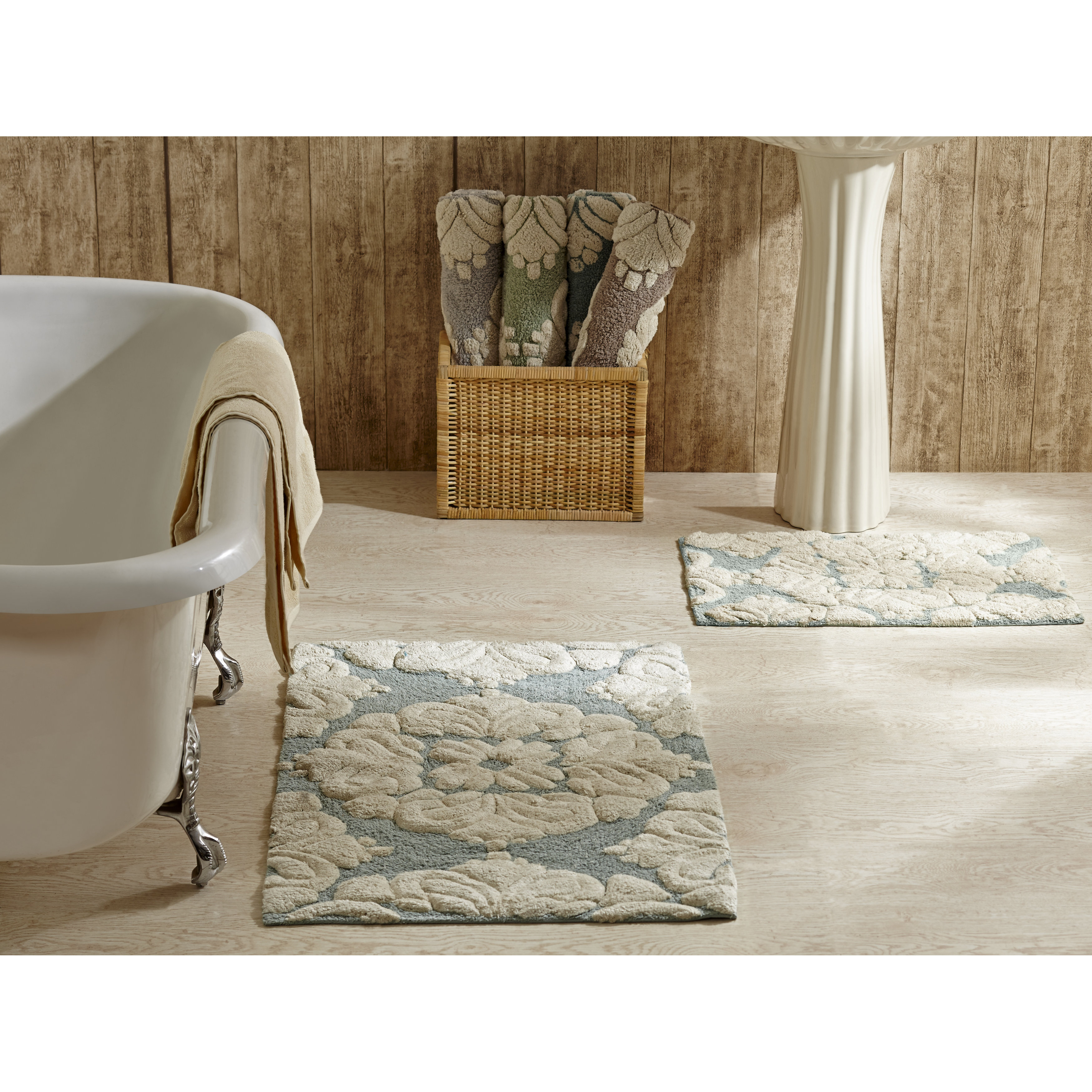 How To Remove Bathtub Mat Stains Rug Left Rubber Or Latex Residue Better Trends Medallion Bath Mat